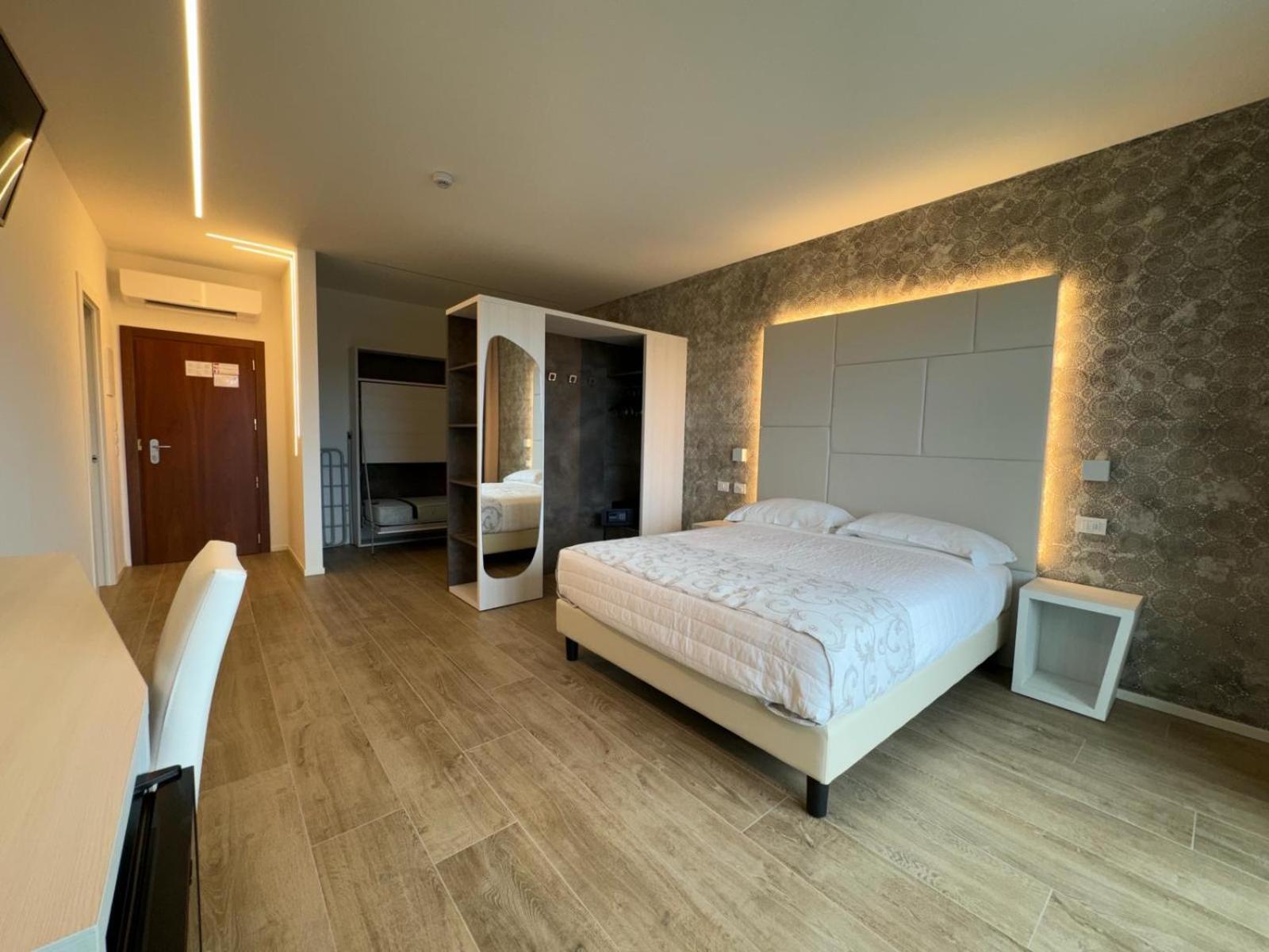 Franz Hotel 3*